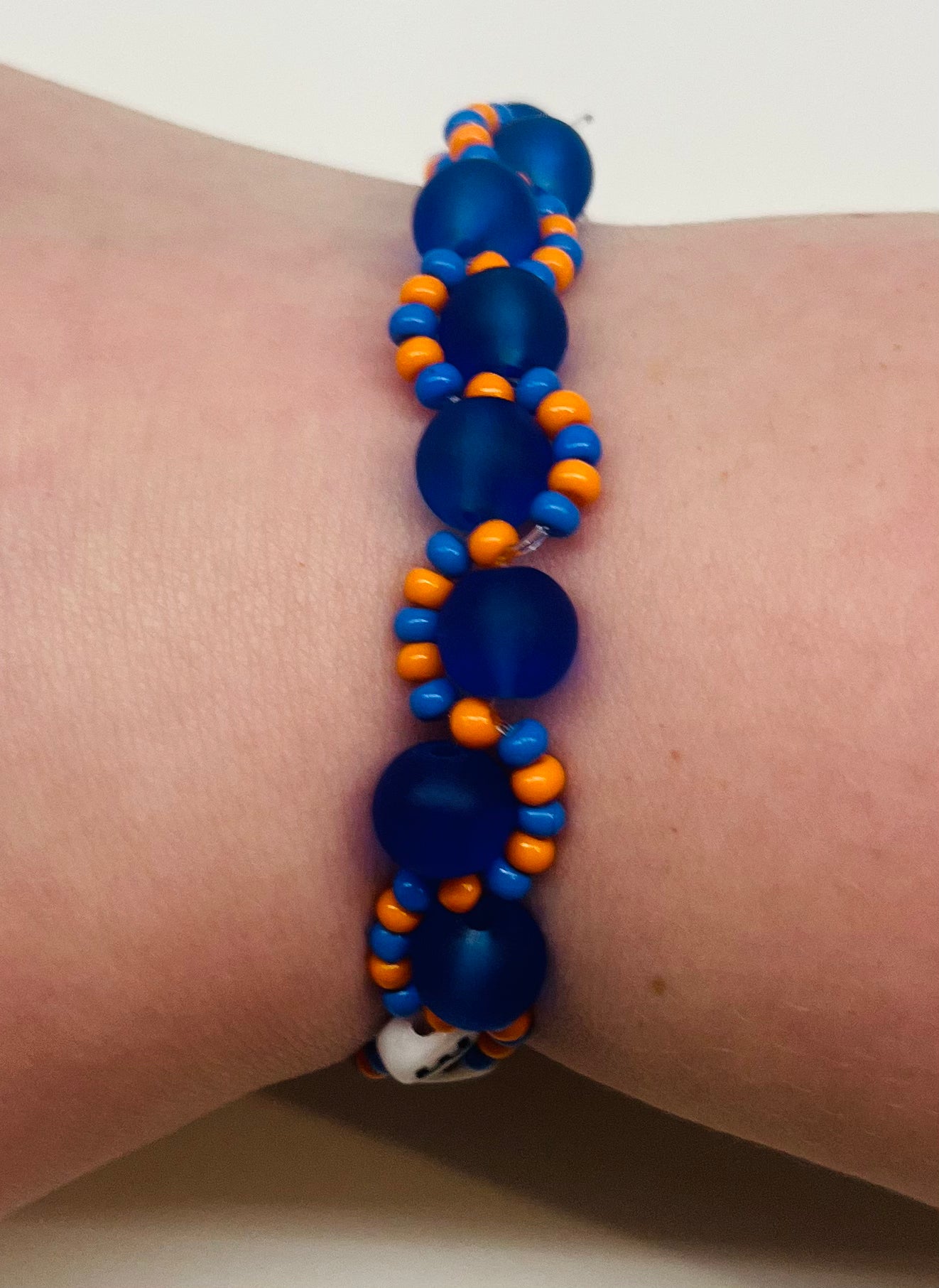 “BITTERSUITE” Beaded Wavy Bracelet
