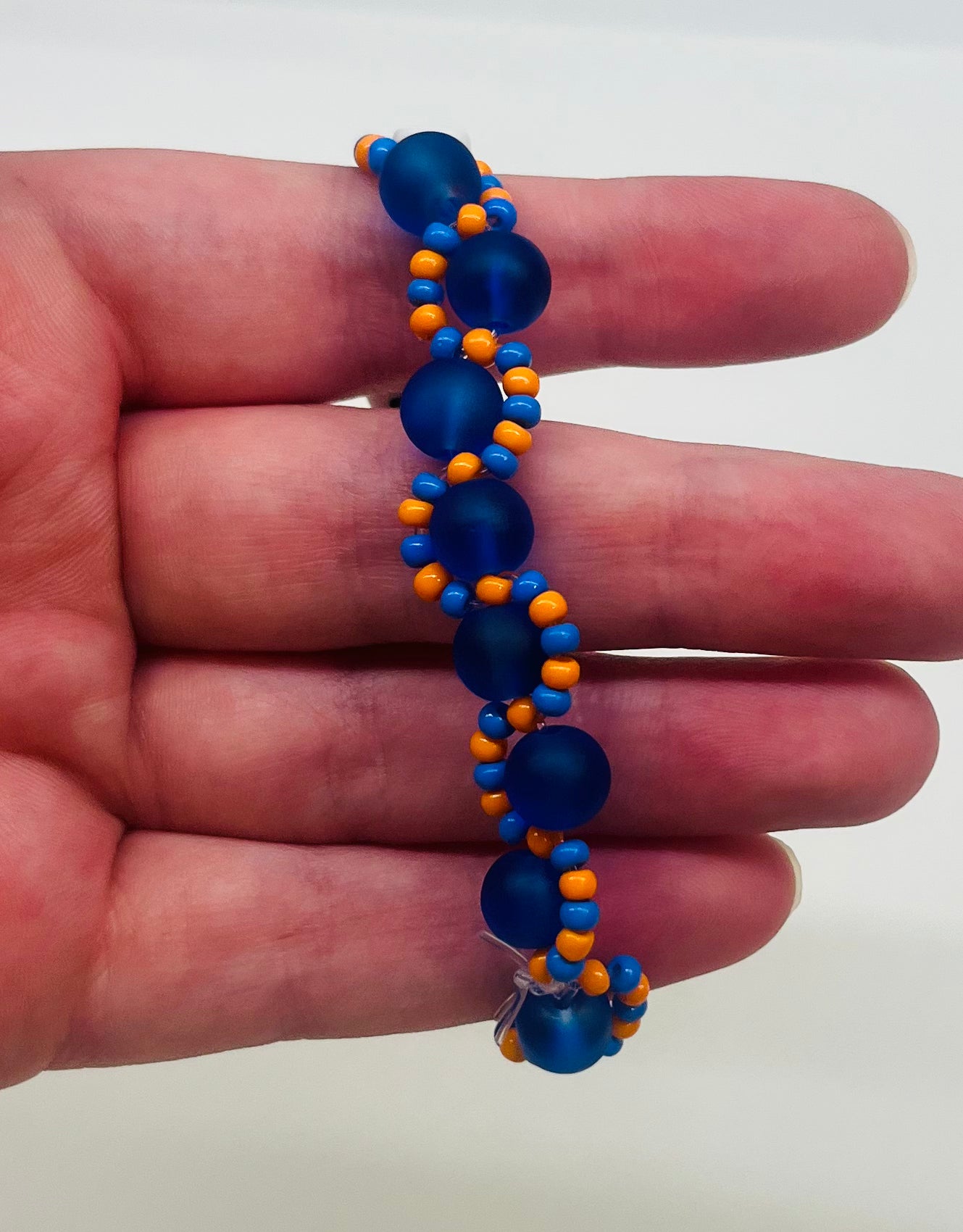 “BITTERSUITE” Beaded Wavy Bracelet